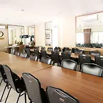 Hyper Inn